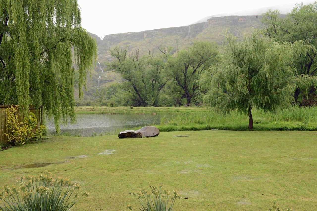 Mkomazana Mountain Cottages Himeville Exterior photo